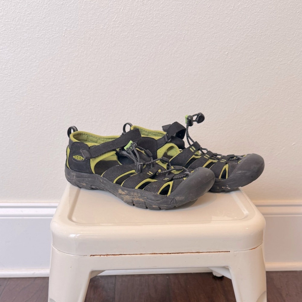Keen Newport Youth Water Shoe